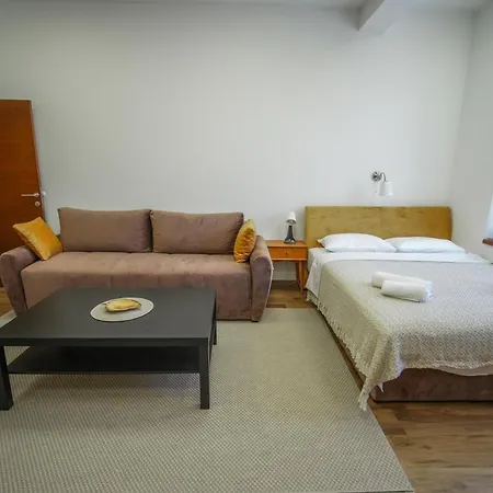 Aparthotel Prenociste Sole 3*